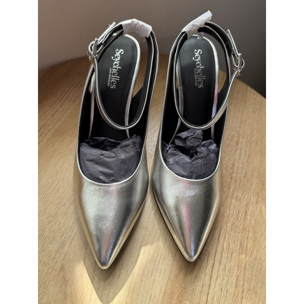 NEW Seychell Women's Boss Girl Metallic Pointed Heels Silver Size 6 NIB
